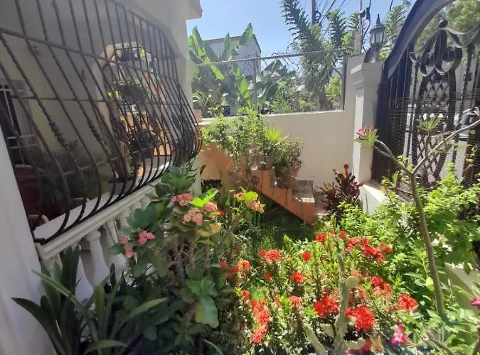 Hermosa Casa Urbanizacion Jardines Del Norte